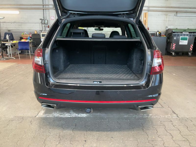 Skoda Octavia 2.0 TSI RS 2017 – снимка 16