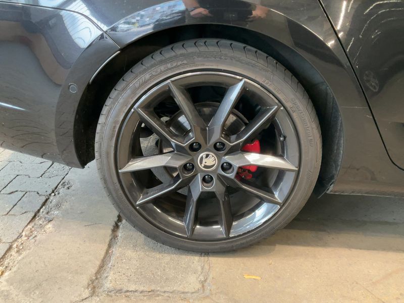 Skoda Octavia 2.0 TSI RS 2017 – снимка 9