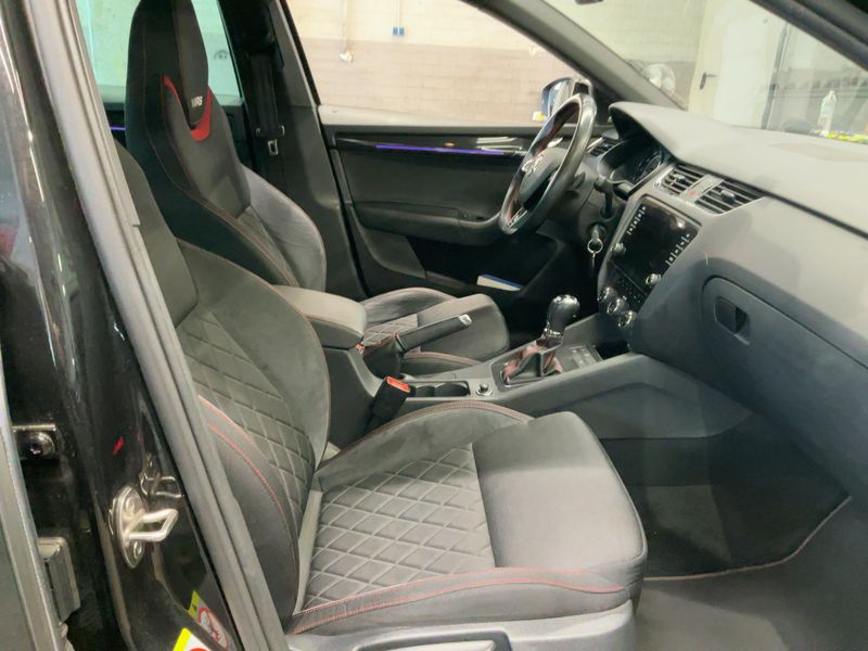 Skoda Octavia 2.0 TSI RS 2017 – снимка 17