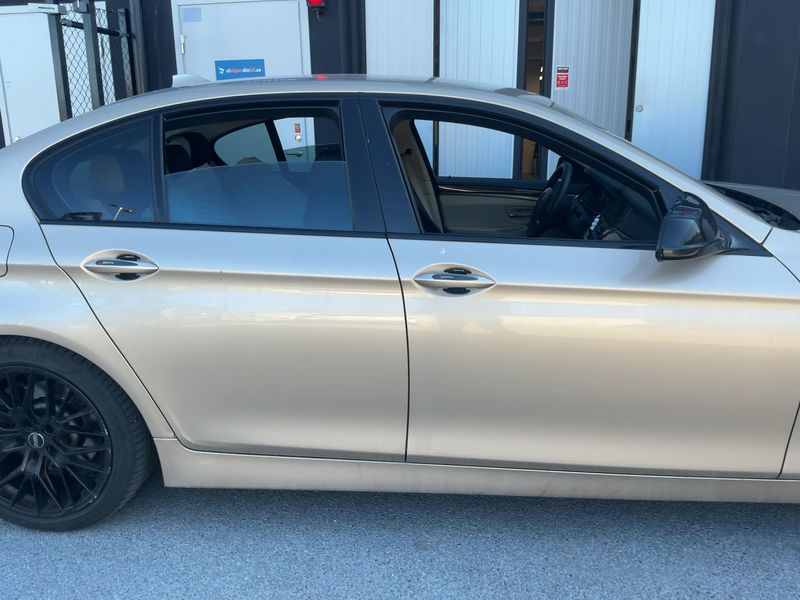 BMW 5er 523i 2010 – снимка 10
