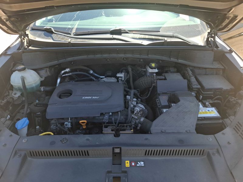 Hyundai Tucson 1.7 CRDi Initia 2WD 2016 – снимка 8