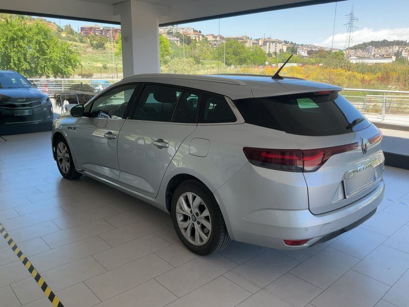 Renault Megane 1.6 Hybrid E-Tech Business Edition 2021 – снимка 6