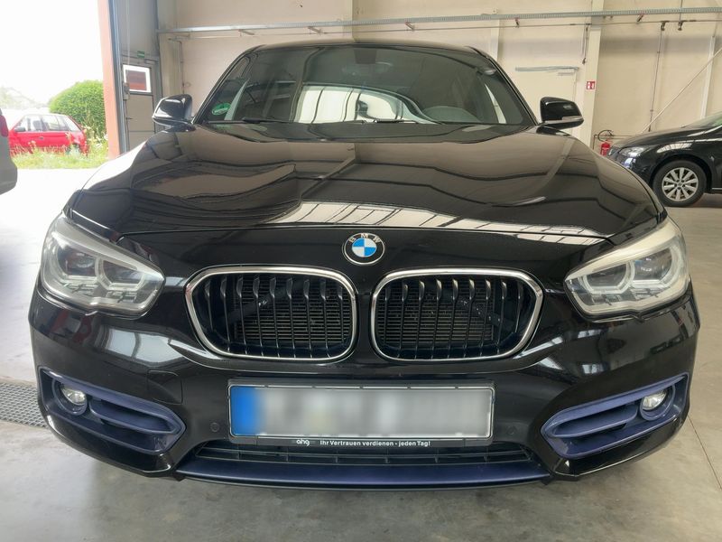 BMW 1er 118d xDrive Sport Line 2018 – снимка 14