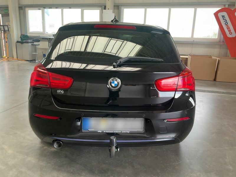 BMW 1er 118d xDrive Sport Line 2018 – снимка 7