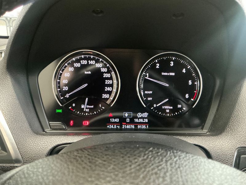 BMW 1er 118d xDrive Sport Line 2018 – снимка 18