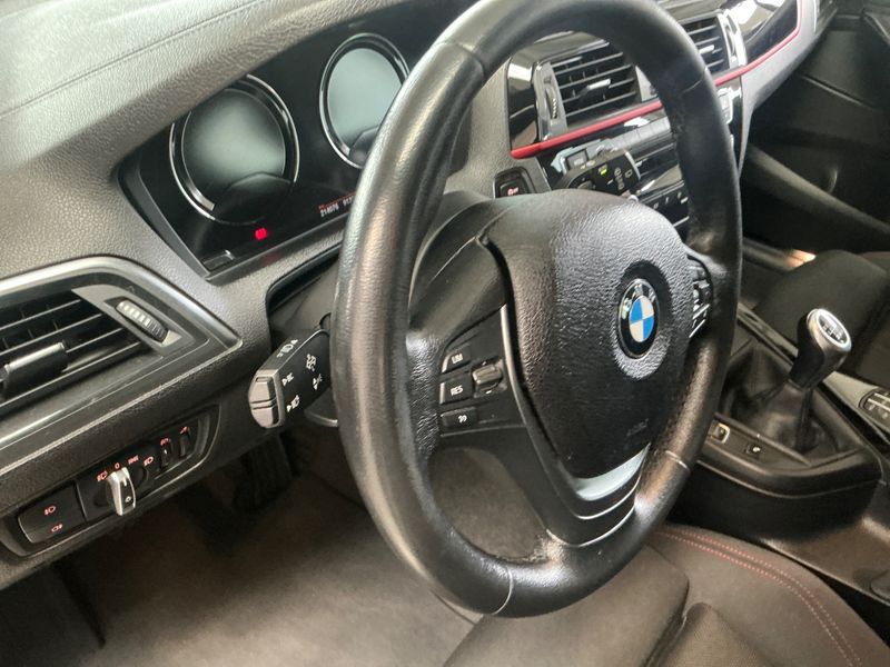 BMW 1er 118d xDrive Sport Line 2018 – снимка 24