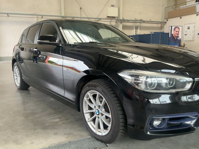 BMW 1er 118d xDrive Sport Line 2018 – снимка 12