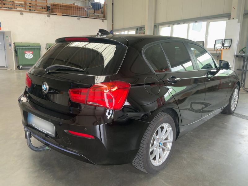 BMW 1er 118d xDrive Sport Line 2018 – снимка 8
