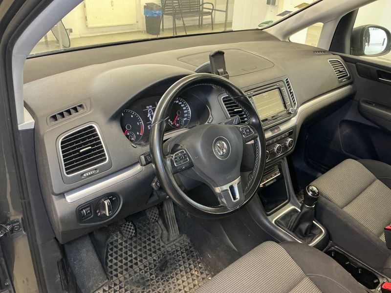 Volkswagen Sharan 2.0 TDI Comfortline BlueMotion Tech 2015 – снимка 51