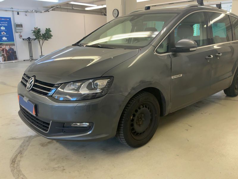 Volkswagen Sharan 2.0 TDI Comfortline BlueMotion Tech 2015 – снимка 2