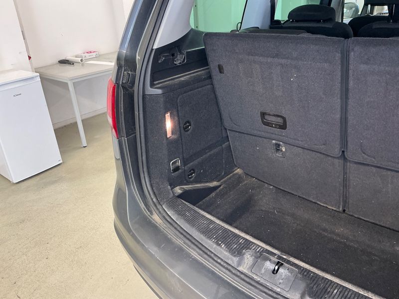 Volkswagen Sharan 2.0 TDI Comfortline BlueMotion Tech 2015 – снимка 35