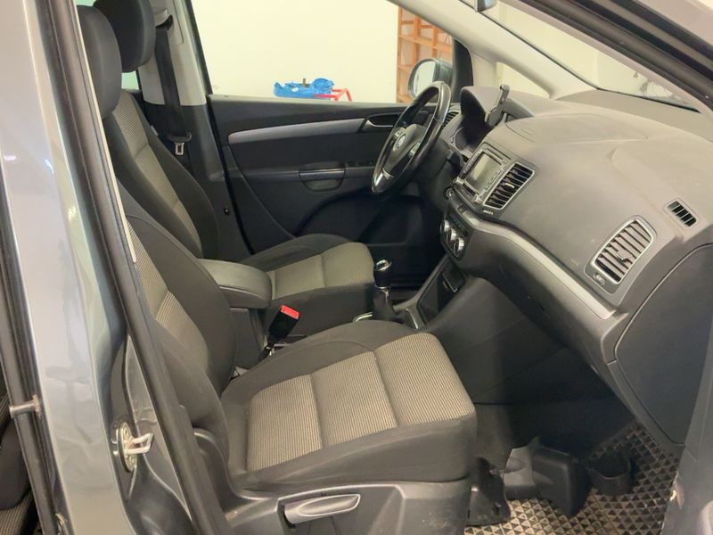 Volkswagen Sharan 2.0 TDI Comfortline BlueMotion Tech 2015 – снимка 17