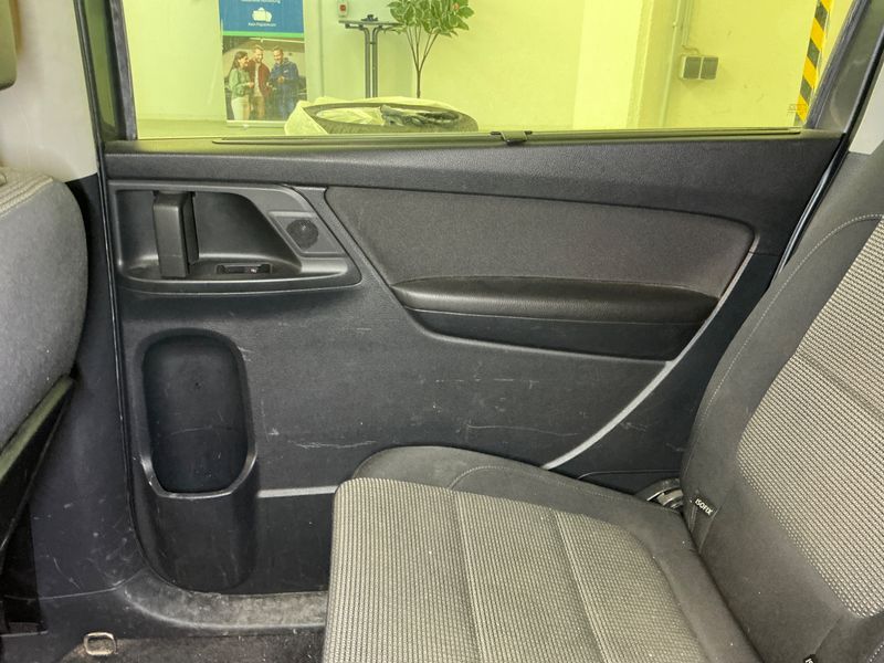 Volkswagen Sharan 2.0 TDI Comfortline BlueMotion Tech 2015 – снимка 37