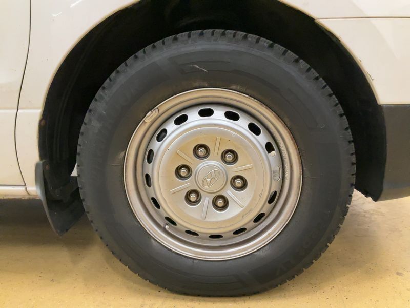 Hyundai H1 2.5 CRDi Kasten 2011 – снимка 11