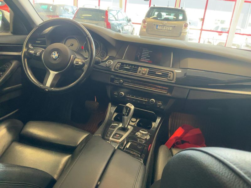 BMW 5er 520d xDrive 2016 – снимка 12
