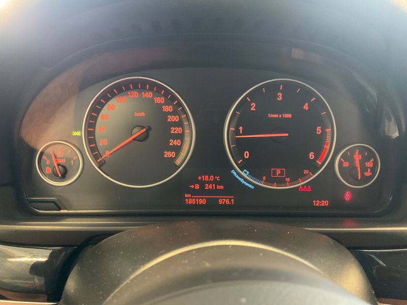 BMW 5er 520d xDrive 2016 – снимка 13