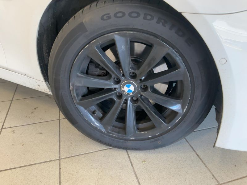 BMW 5er 520d xDrive 2016 – снимка 18