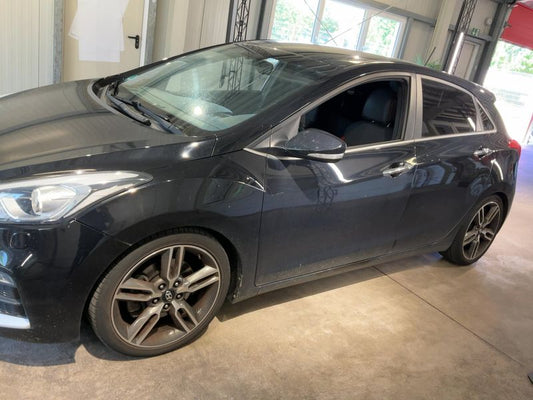 Hyundai i30 1.6 TGDI Turbo 2016 – снимка 2