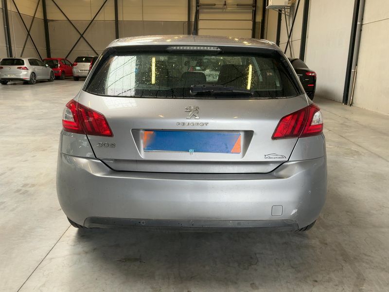Peugeot 308 1.2 e-THP Allure 2015 – снимка 7