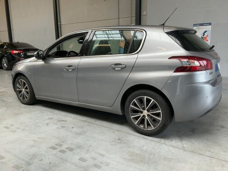 Peugeot 308 1.2 e-THP Allure 2015 – снимка 6
