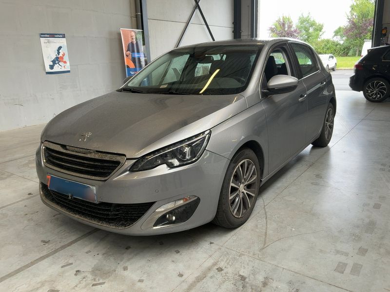 Peugeot 308 1.2 e-THP Allure 2015 – снимка 1