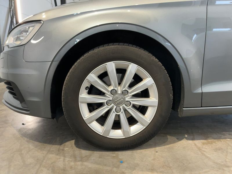 Audi A3 Limousine 2.0 TDI Attraction 2014 – снимка 3