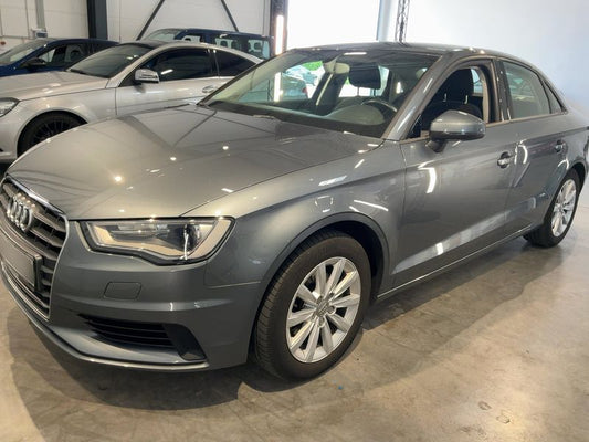 Audi A3 Limousine 2.0 TDI Attraction 2014 – снимка 1