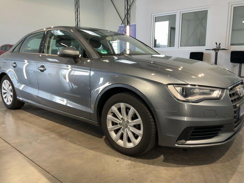 Audi A3 Limousine 2.0 TDI Attraction 2014 – снимка 12