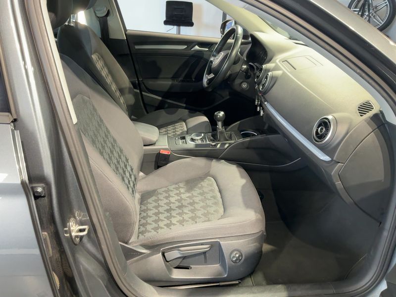 Audi A3 Limousine 2.0 TDI Attraction 2014 – снимка 17