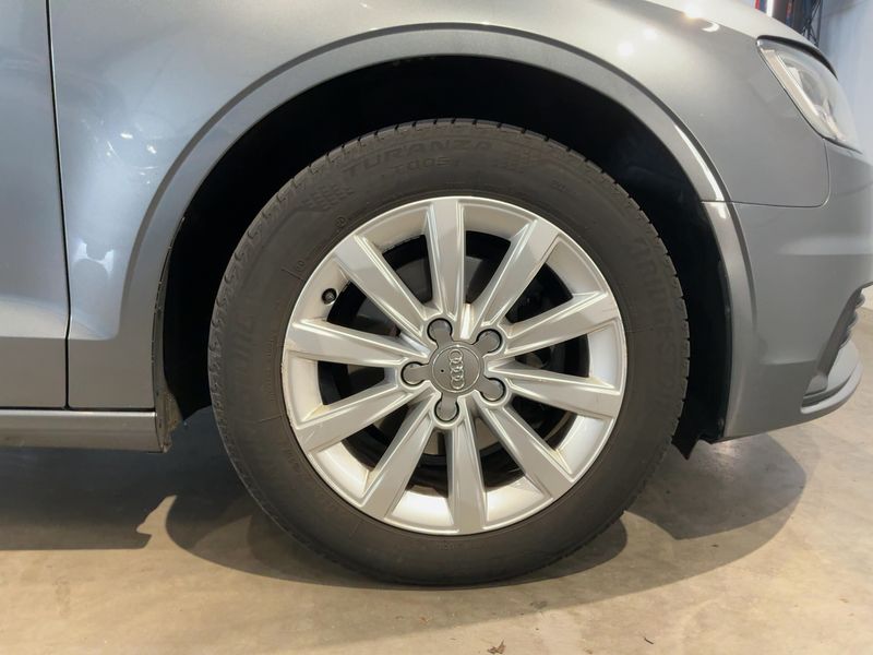 Audi A3 Limousine 2.0 TDI Attraction 2014 – снимка 11