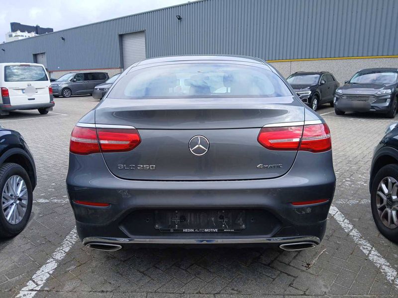 Mercedes-Benz GLC-Klasse GLC 250 4Matic AMG Line 2019 – снимка 4
