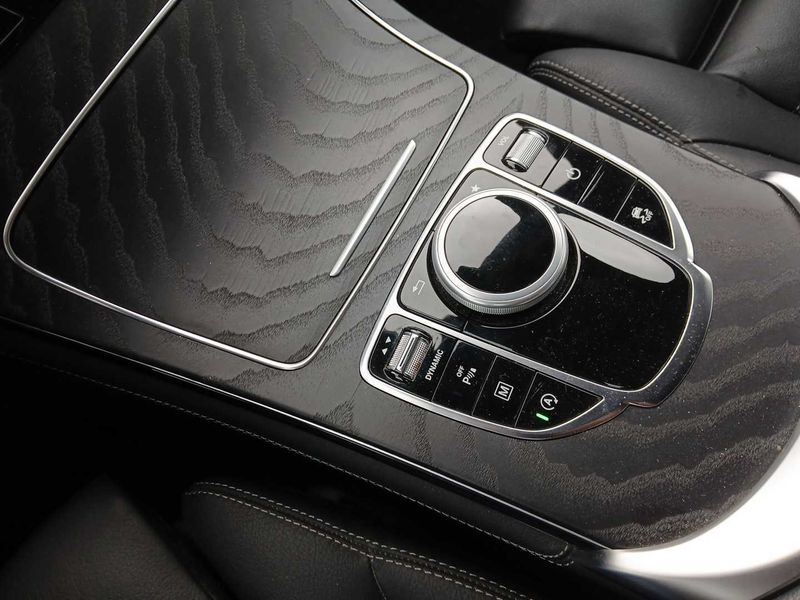 Mercedes-Benz GLC-Klasse GLC 250 4Matic AMG Line 2019 – снимка 20