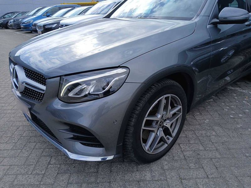 Mercedes-Benz GLC-Klasse GLC 250 4Matic AMG Line 2019 – снимка 2