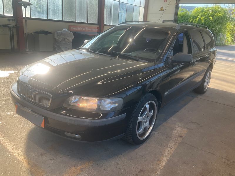Volvo V70 2.4 2000 – снимка 1