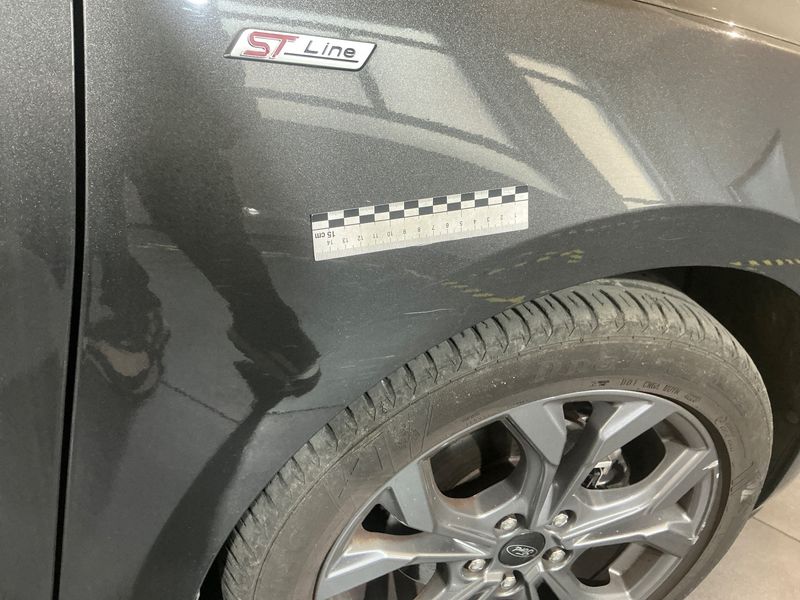 Ford Focus 1.0 EcoBoost Mild-Hybrid ST-Line Design 2023 – снимка 20