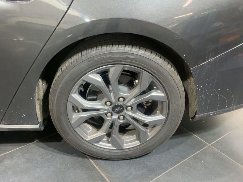 Ford Focus 1.0 EcoBoost Mild-Hybrid ST-Line Design 2023 – снимка 5