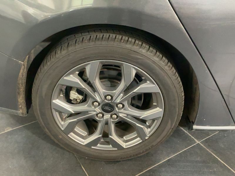 Ford Focus 1.0 EcoBoost Mild-Hybrid ST-Line Design 2023 – снимка 9