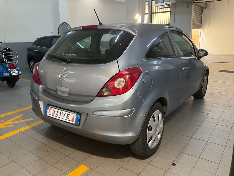 Opel Corsa 1.2 Enjoy 2009 – снимка 2