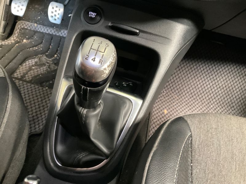 Renault Captur 1.5 dCi Energy Intens 2017 – снимка 27