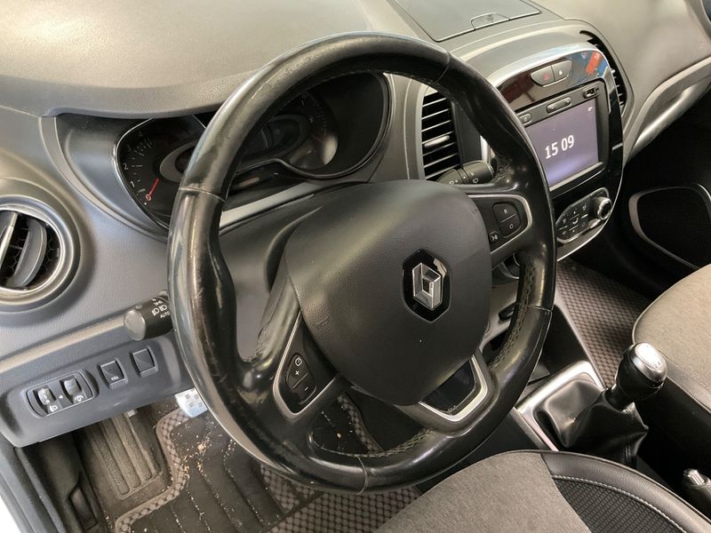 Renault Captur 1.5 dCi Energy Intens 2017 – снимка 25