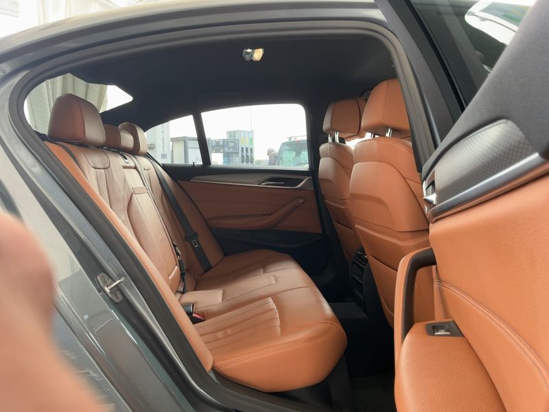 BMW 5er 530d xDrive M Sport 2017 – снимка 14