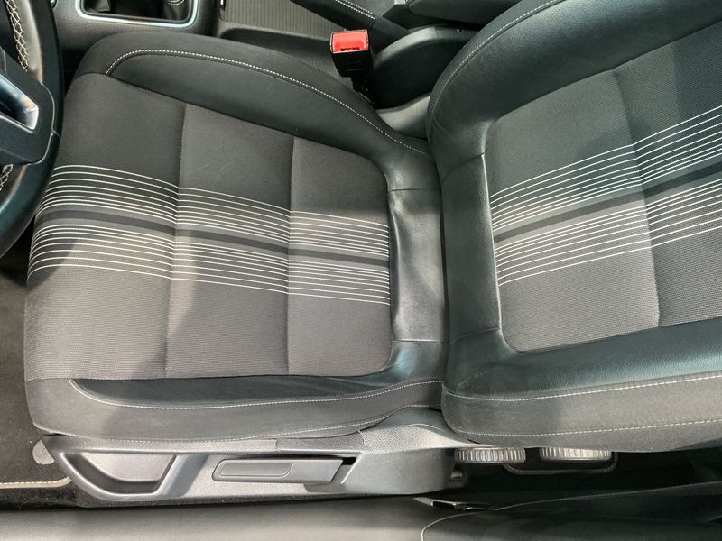 Volkswagen Golf VI Plus 2.0 TDI Match 2013 – снимка 25