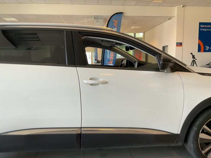 Peugeot 5008 1.2 PureTech Allure 2019 – снимка 10