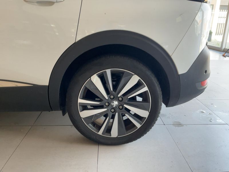 Peugeot 5008 1.2 PureTech Allure 2019 – снимка 5