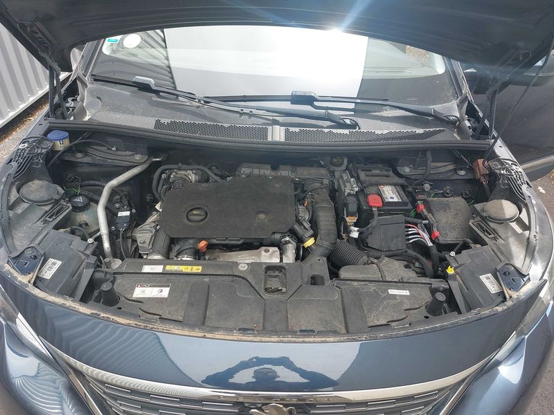 Peugeot 5008 1.5 Blue-HDi Allure 2019 – снимка 8