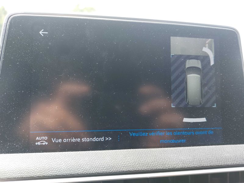 Peugeot 5008 1.5 Blue-HDi Allure 2019 – снимка 33