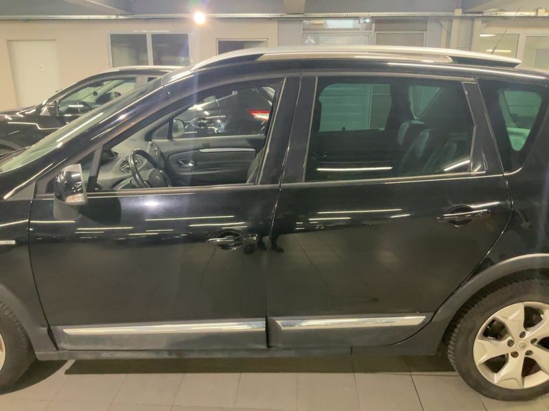 Renault Scenic 1.2 TCe Energy Xmod Bose 2015 – снимка 4