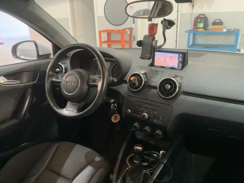 Audi A1 Sportback 1.2 TFSI Ambition 2013 – снимка 18