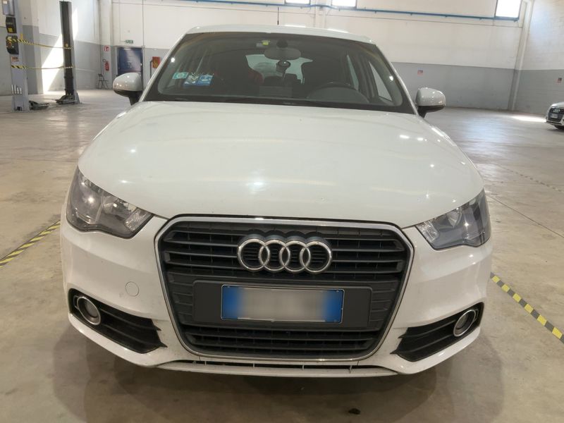 Audi A1 Sportback 1.2 TFSI Ambition 2013 – снимка 14