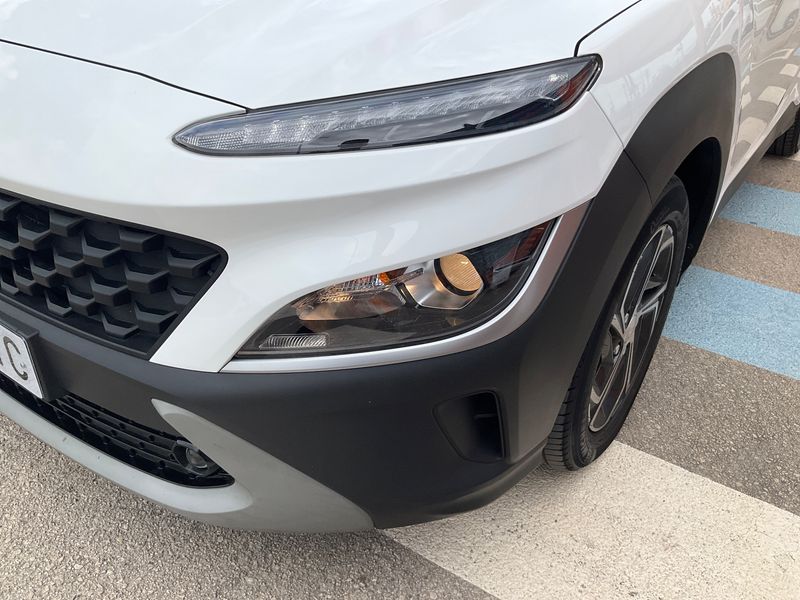 Hyundai Kona 1.6 Hybrid Maxx 2WD 2022 – снимка 27